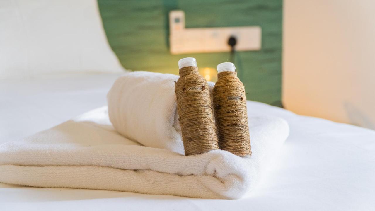 Southern Heritage, Quiet, Boutique Hotel With Pool Talpe Ngoại thất bức ảnh